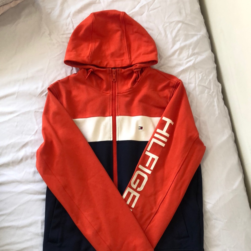 I am selling a gently used Tommy Hilfiger jacket.